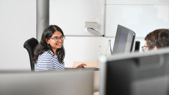 This image is a thumbnail representing the training page for the topic Introduction to Model-based Development and Quality Assurance of Embedded Software.